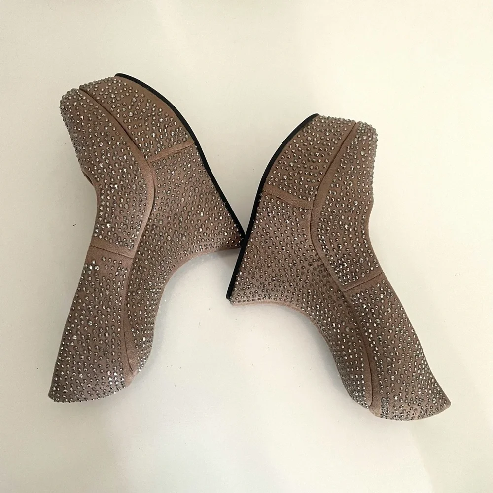 BEAUTIFUL SHOES All Over Studded platform heels-37